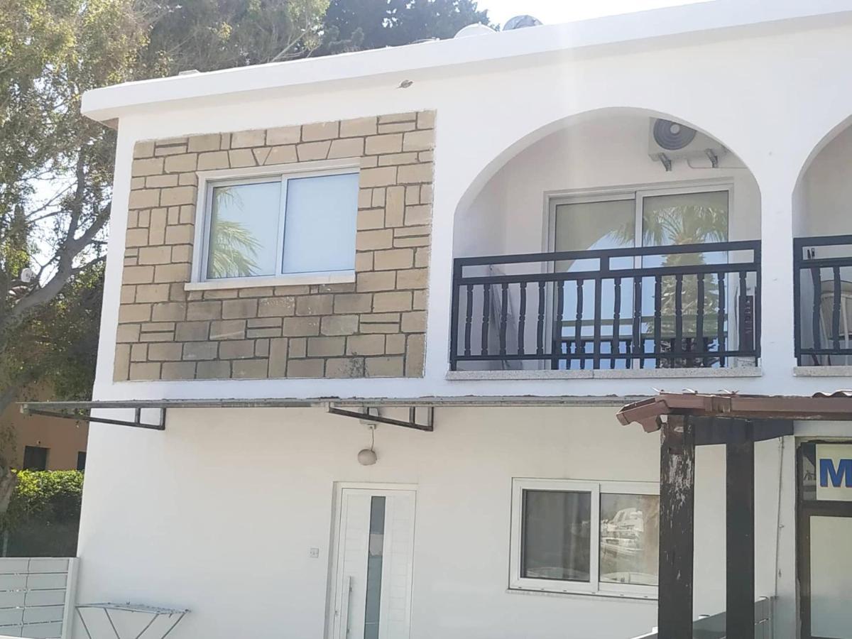 Charming Holiday Retreat Kato Paphos Apt 400M To The Beach Екстер'єр фото