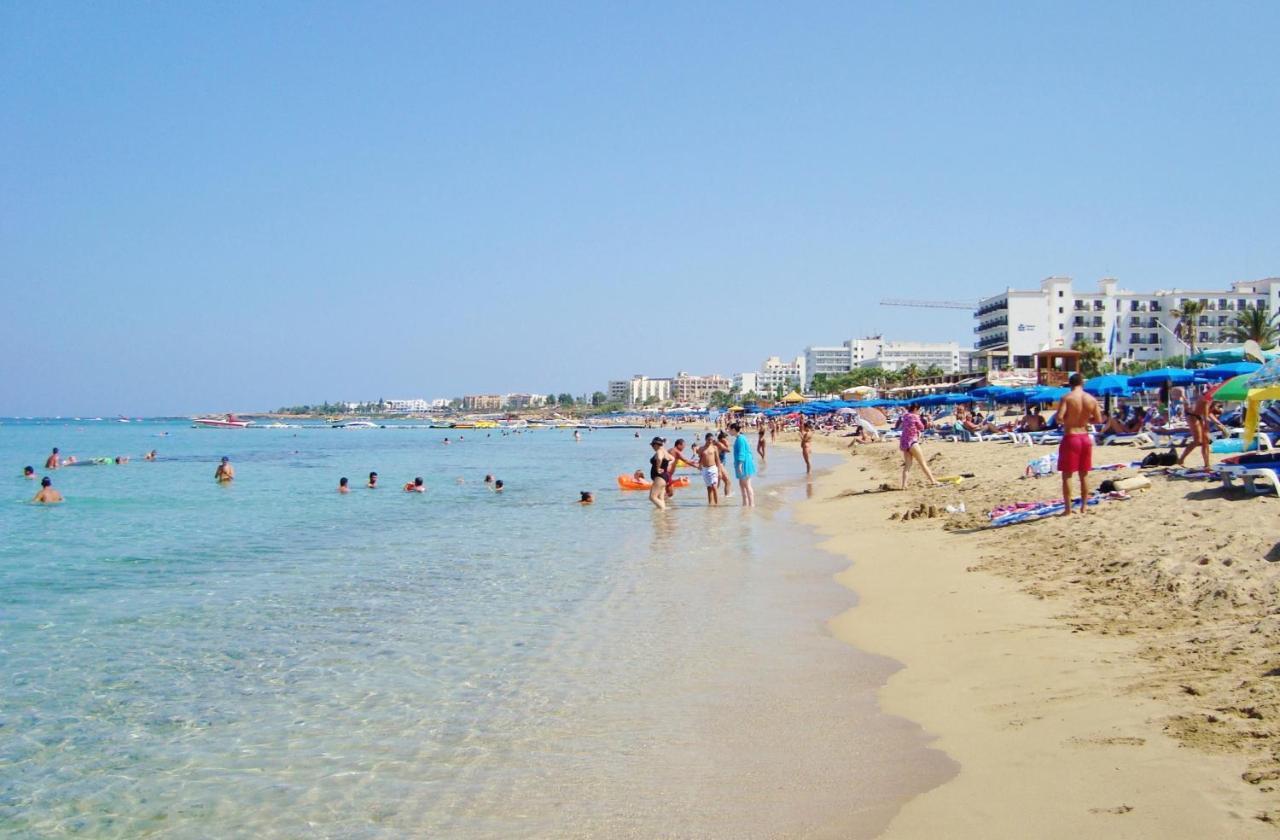 Апартаменти Charming Holiday Retreat Kato Paphos Apt 400M To The Beach Екстер'єр фото