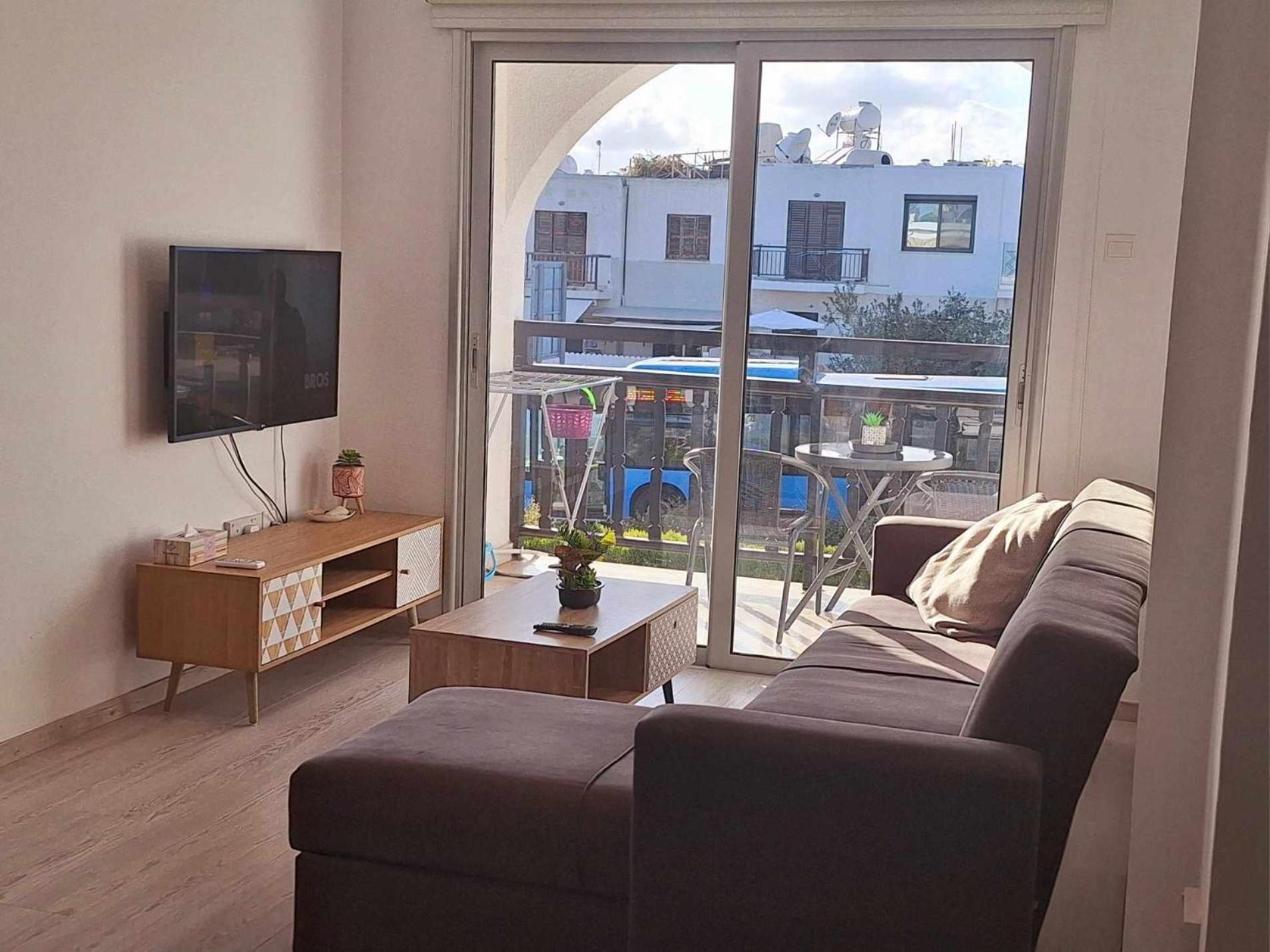 Charming Holiday Retreat Kato Paphos Apt 400M To The Beach Екстер'єр фото
